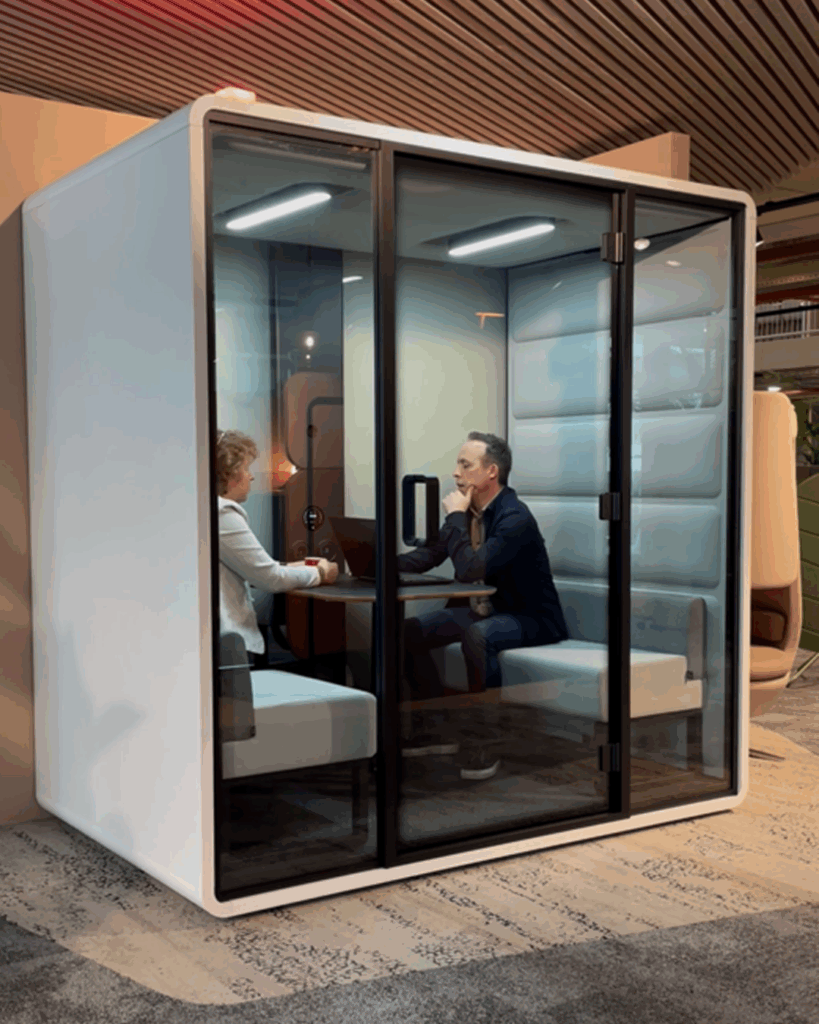 mikomax-hushoffice-hushfree-voordelen-akoestische-vergaderruimte-unit-pod-akoestiek-werkplek-kantoorinrichting