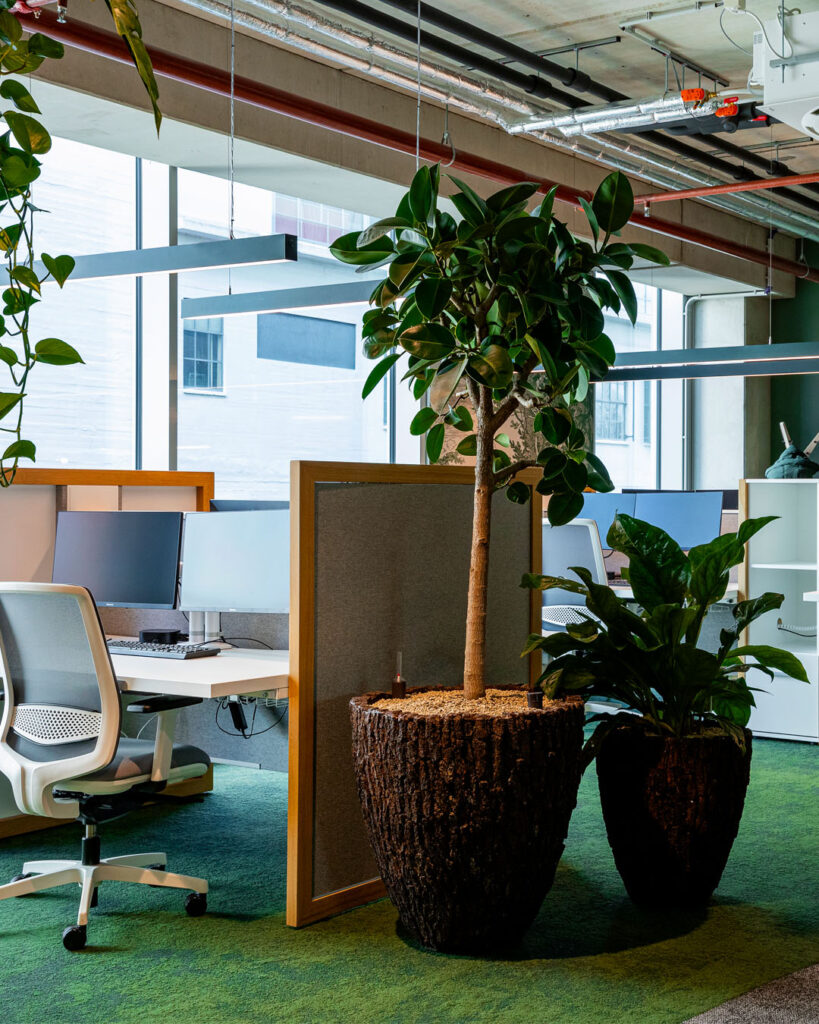 Mikomax-stand-up-r-zit-sta-bureau-werkplek-ergonomie