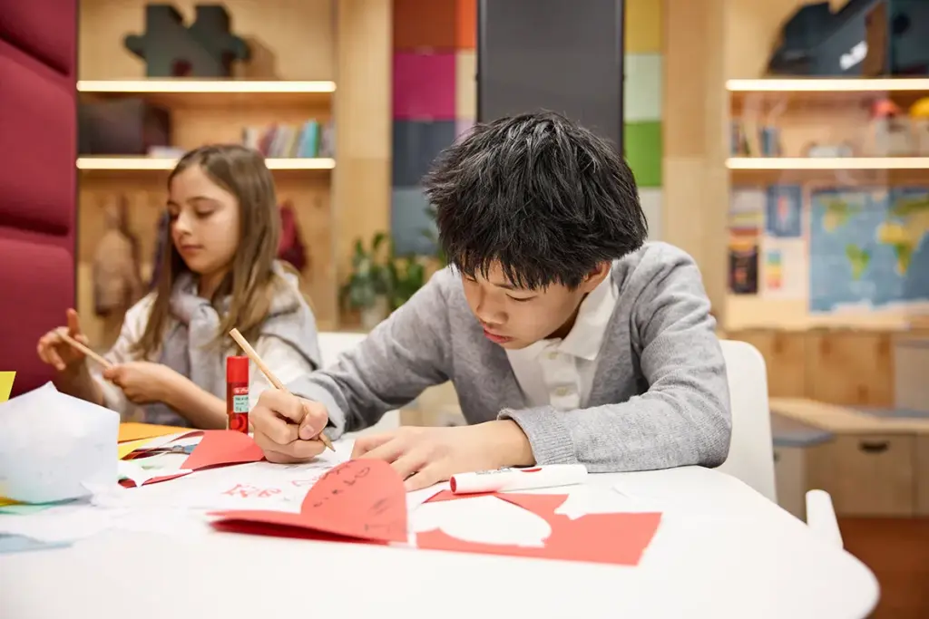 hushfree school schoolinrichting educatie