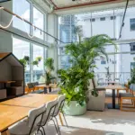 Be-max biophilic design interieur en kantoorinrichting