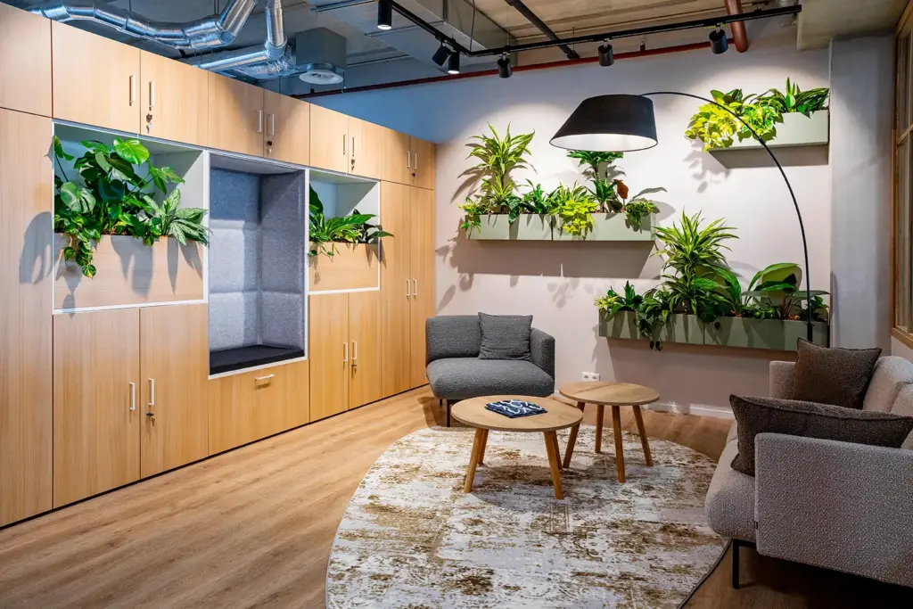 Be-max biophilic design interieur en kantoorinrichting expert in groen en inrichting