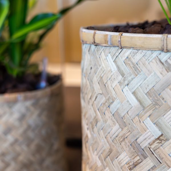 Be-Max-Office-Concepts-handgewegen-bamboe-bohemian-plantenbak-plant-pot-plantenmand