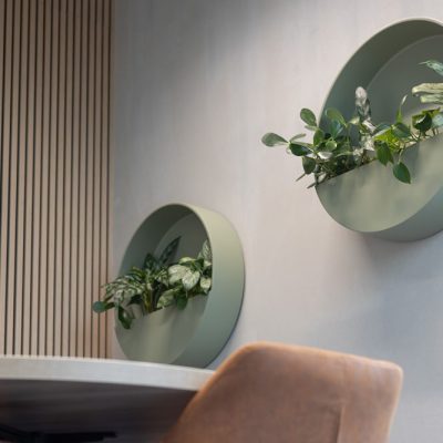 Be-Max-Office-Concepts-ronde-plantbak-wand-wandbak-plantenwand-plantenpot-muur