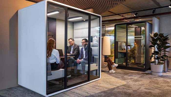 Be-Max-showroom-biophilic-design-kantoorinrichting-biofilia-interieur-kantoorinterieur-kantooroplossing-groen-natuur-projectinrichting-project-kantoorinspiratie-welzijn-kantooromgeving