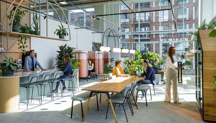 Be-Max-showroom-biophilic-design-kantoorinrichting-biofilia-interieur-kantoorinterieur-kantooroplossing-groen-natuur-projectinrichting-project-kantoorinspiratie-welzijn-kantooromgeving