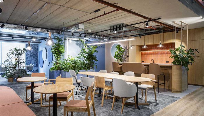 Be-Max-showroom-biophilic-design-kantoorinrichting-biofilia-interieur-kantoorinterieur-kantooroplossing-groen-natuur-projectinrichting-project-kantoorinspiratie-welzijn-kantooromgeving