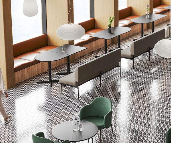 Bejot-Table-Cross-verstelbare-kantoor-tafels-hoog-laag-horecatafels-meubilair