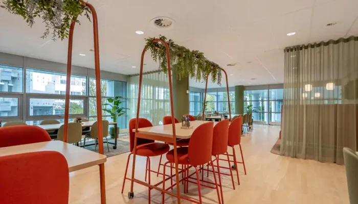 Be-max biophilc design project ontmoetingsplek vergaderruimte biofiel meubilair