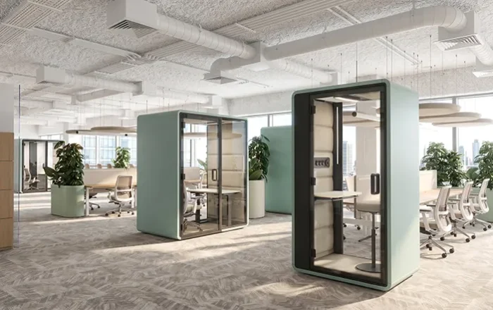 Hushoffice Hushfree Work akoestische kantoorcabine met ergonomische werkplek