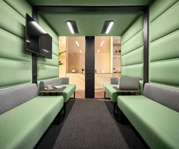 Mikomax-Hushoffice-HushFree-nieuw_vergaderunit-concentratie-akoestische-hybride-werkplek-unit