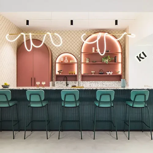 Bejot showroom epocc stoelen biophilic design interieur voor horeca