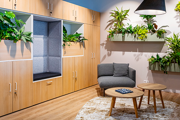 w32-Be-Max-klantcase-klantreview-kantoorinrichting-biophilicdesign-biophilic-design-biofilia-kantoorinterieur-groen-kantoor-natuur-projectinrichting